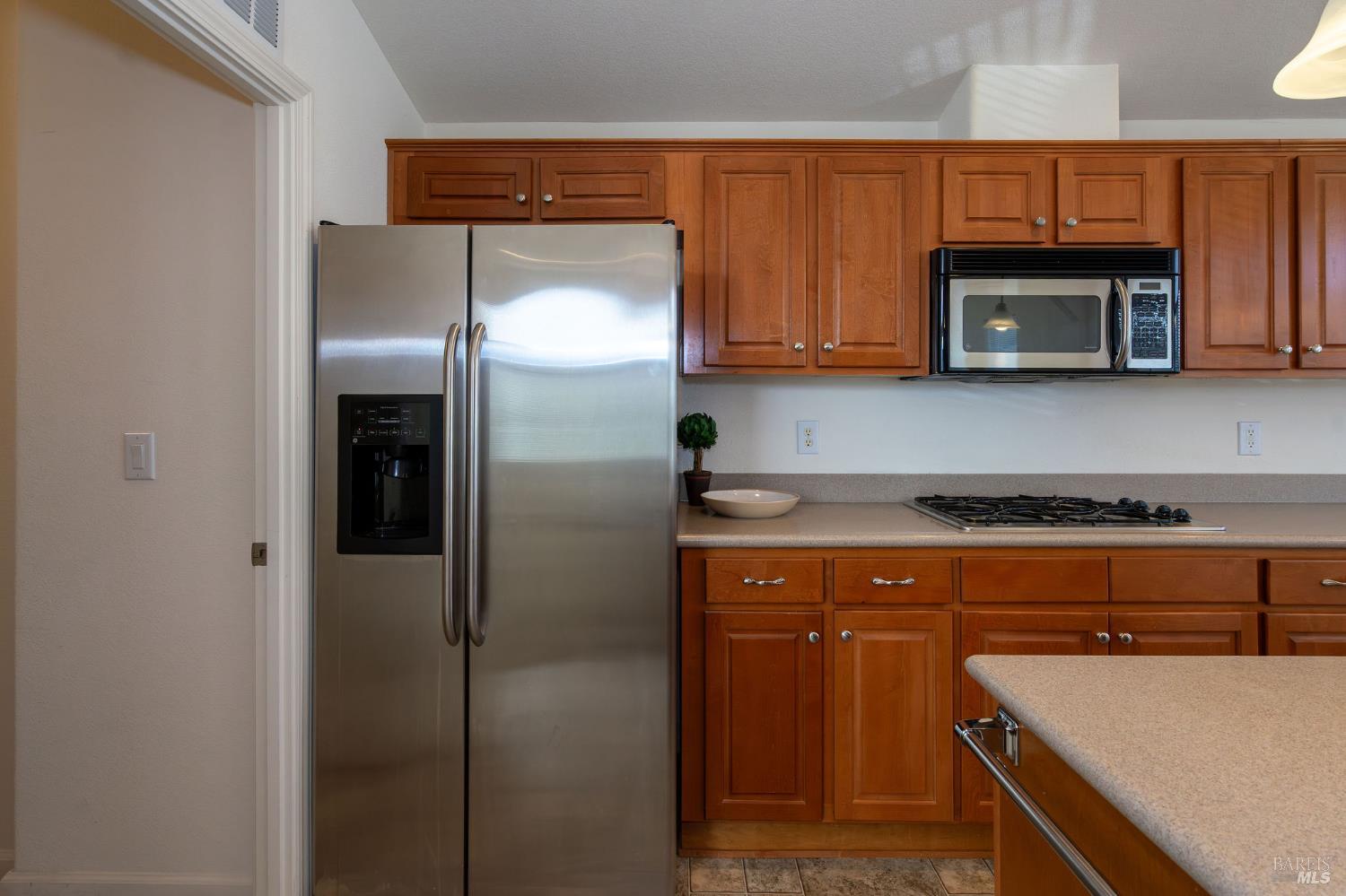 Detail Gallery Image 18 of 62 For 32 Yorkshire Dr, Santa Rosa,  CA 95401 - 3 Beds | 2 Baths