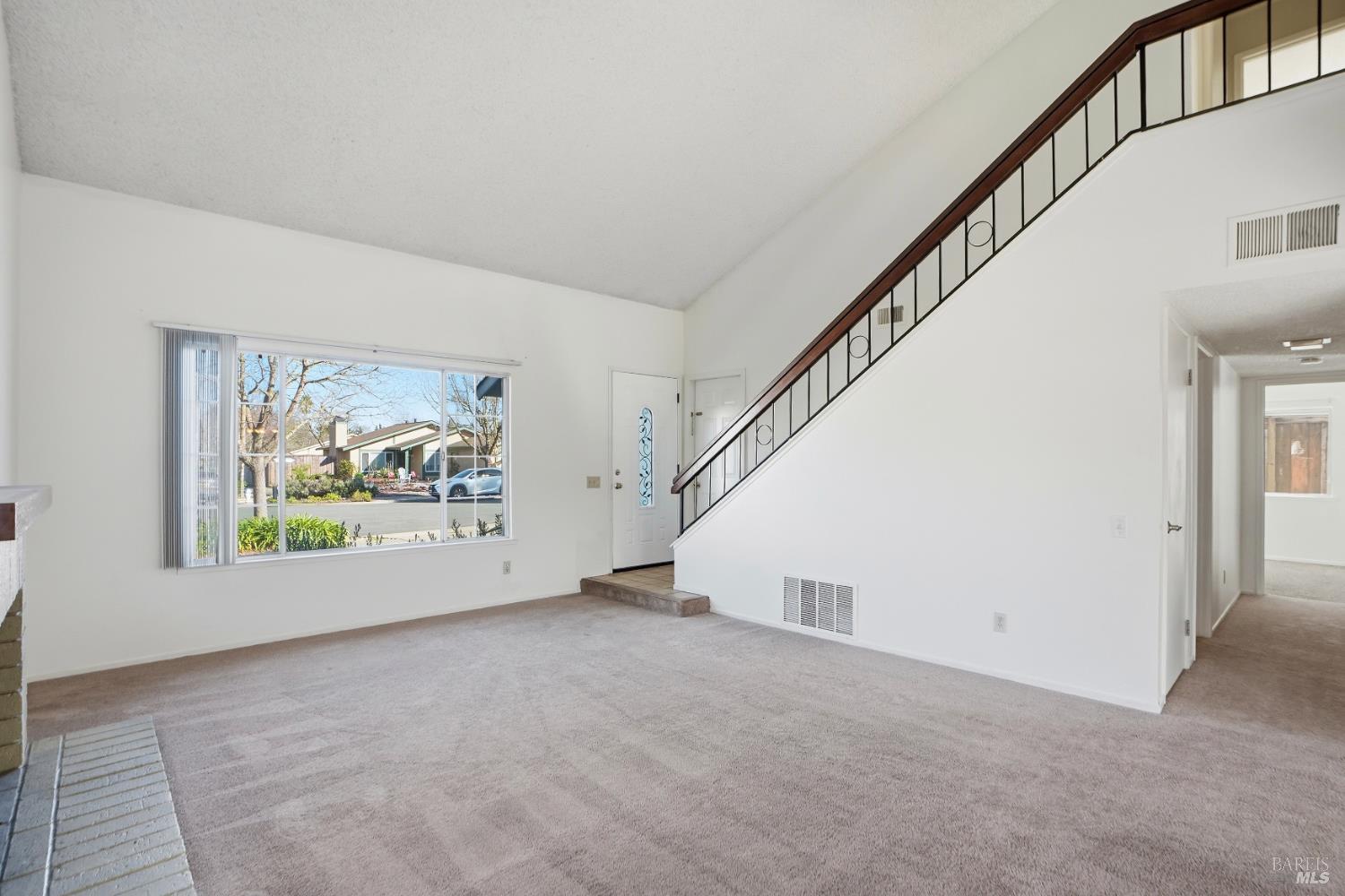 Detail Gallery Image 10 of 39 For 2441 San Pablo Ct, Santa Rosa,  CA 95401 - 4 Beds | 0/3 Baths