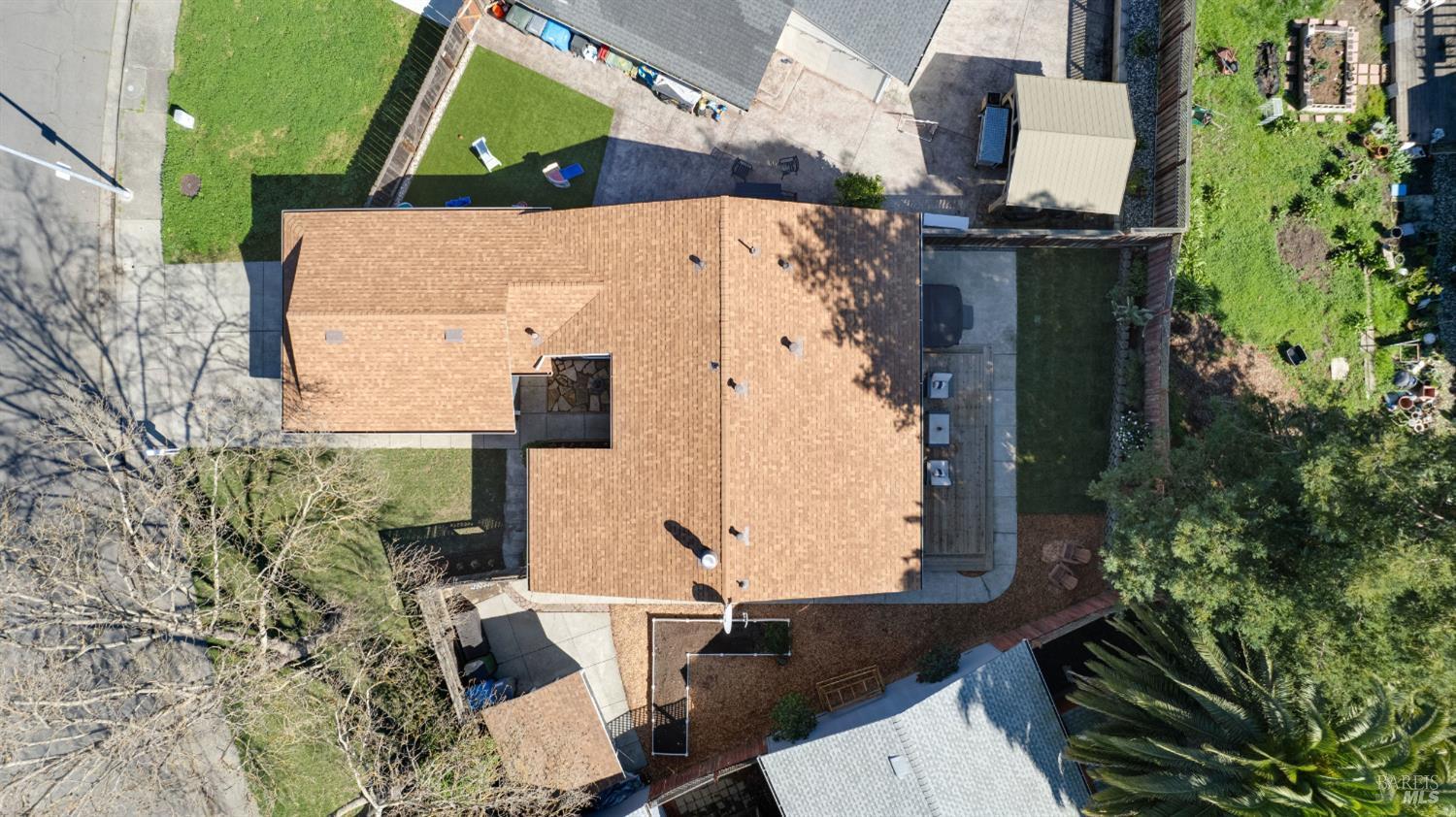 Detail Gallery Image 82 of 93 For 2400 Copperfield Dr, Santa Rosa,  CA 95401 - 3 Beds | 2 Baths