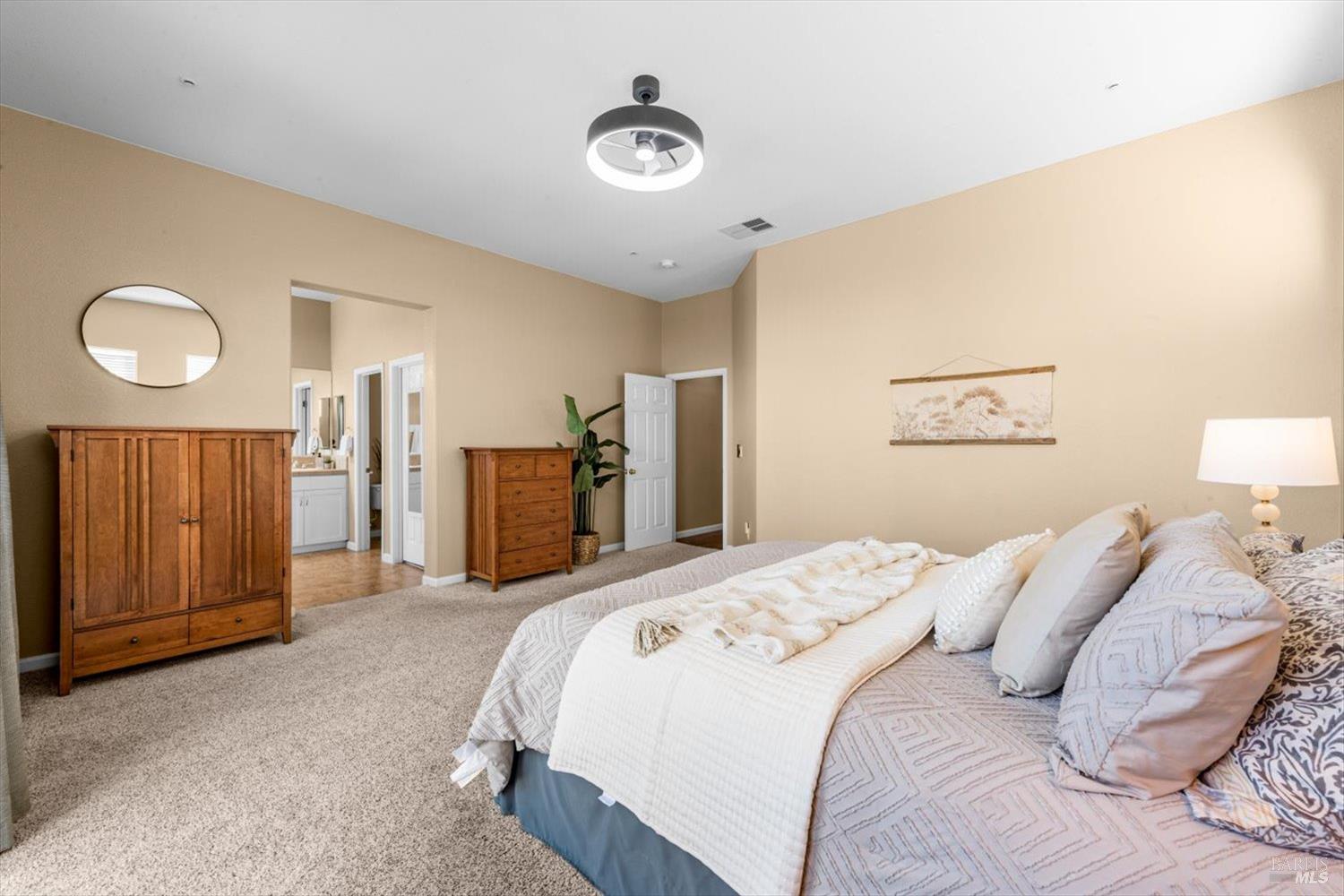 Detail Gallery Image 41 of 81 For 624 Emerald Hills Cir, Fairfield,  CA 94533 - 4 Beds | 3 Baths