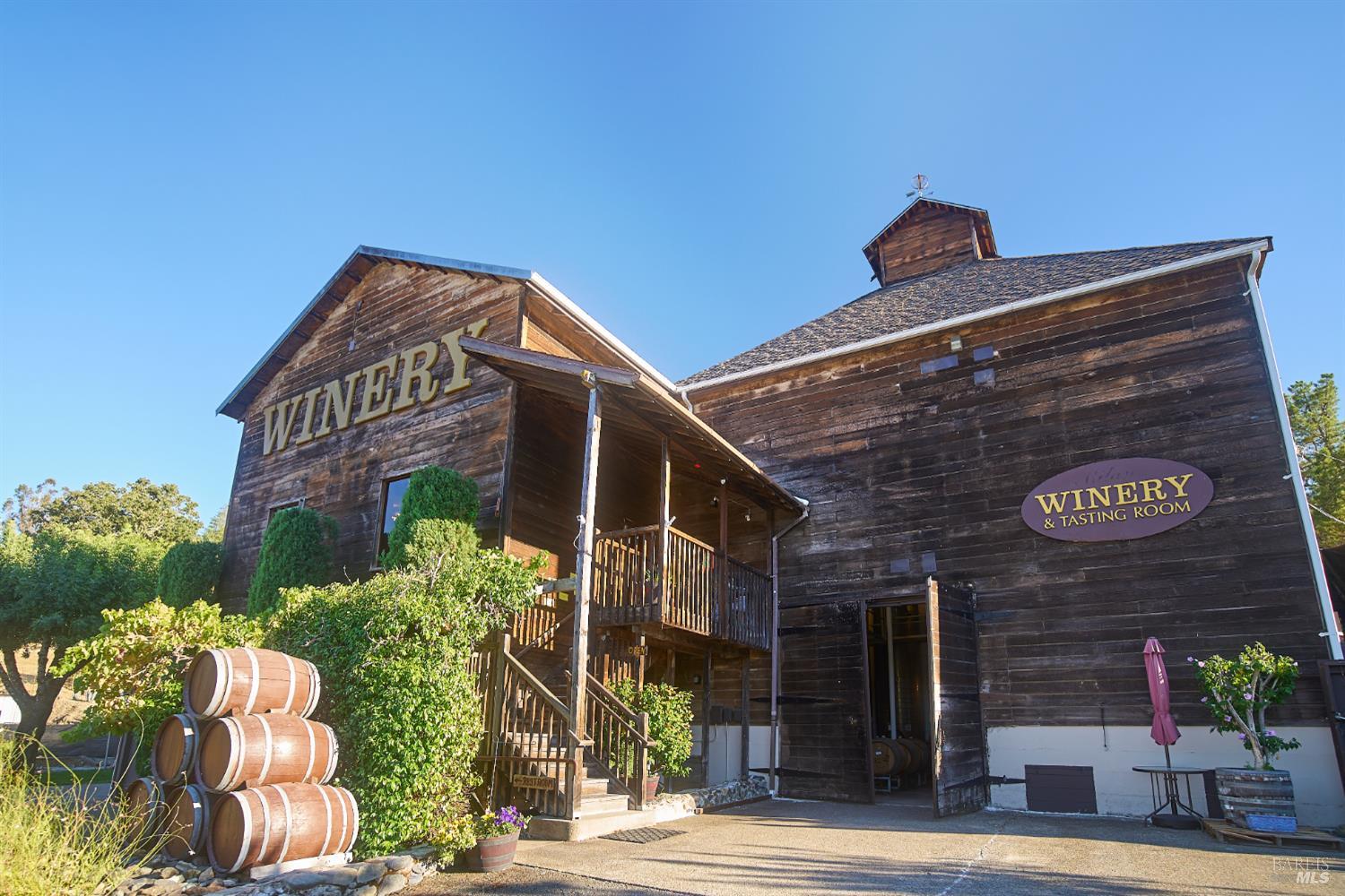 Detail Gallery Image 2 of 26 For 14600 S Highway 101 Unkn, Hopland,  CA 95449 - – Beds | – Baths