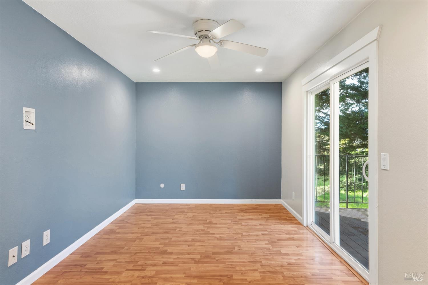 Detail Gallery Image 31 of 39 For 790 Hudis Dr, Rohnert Park,  CA 94928 - 2 Beds | 1/1 Baths