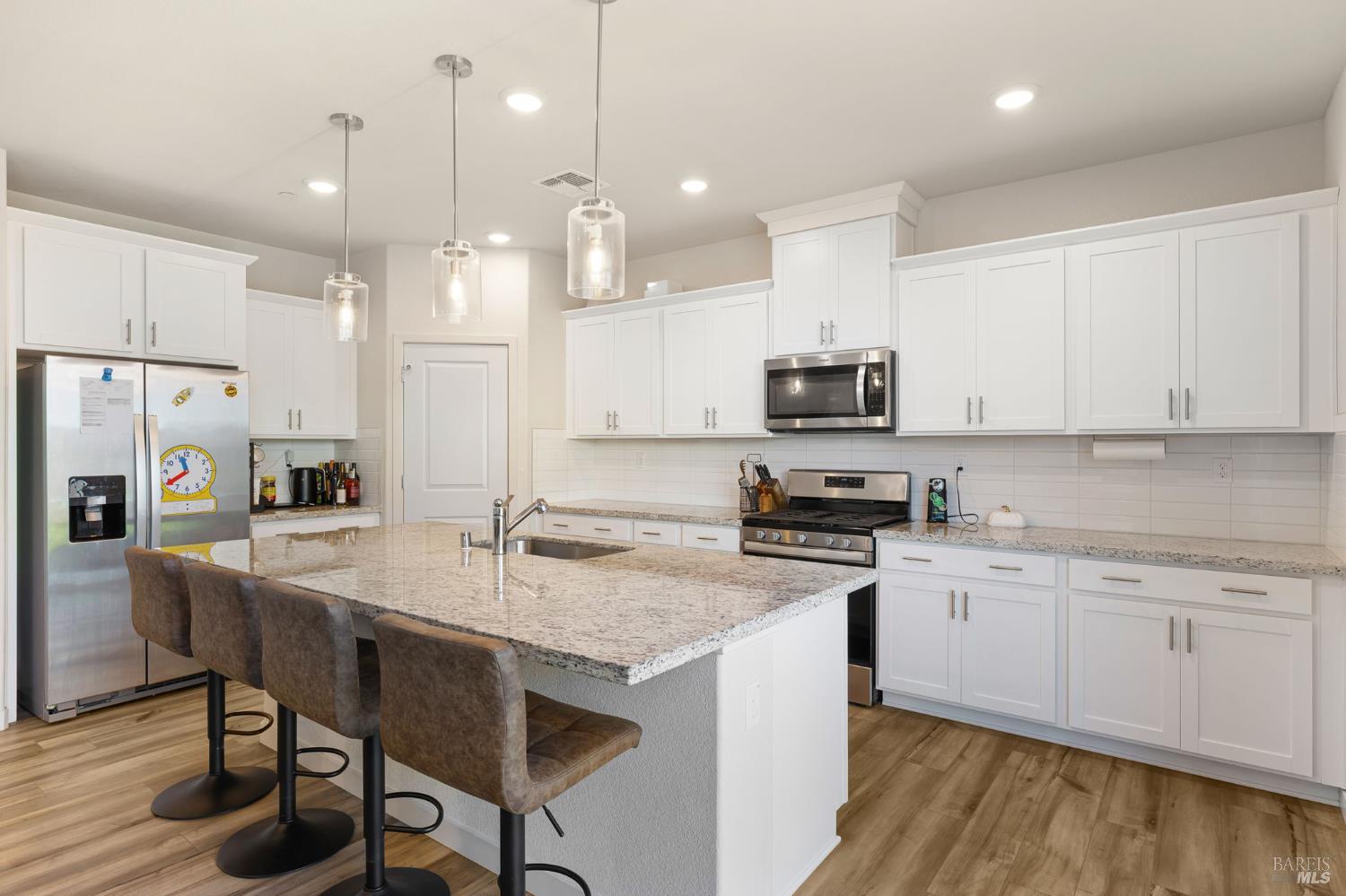 Detail Gallery Image 13 of 38 For 2874 Shaver St, Fairfield,  CA 94533 - 5 Beds | 3 Baths