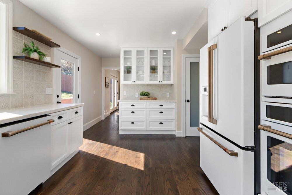 Detail Gallery Image 19 of 57 For 321 Alexander St, Crockett,  CA 94525 - 4 Beds | 3/1 Baths