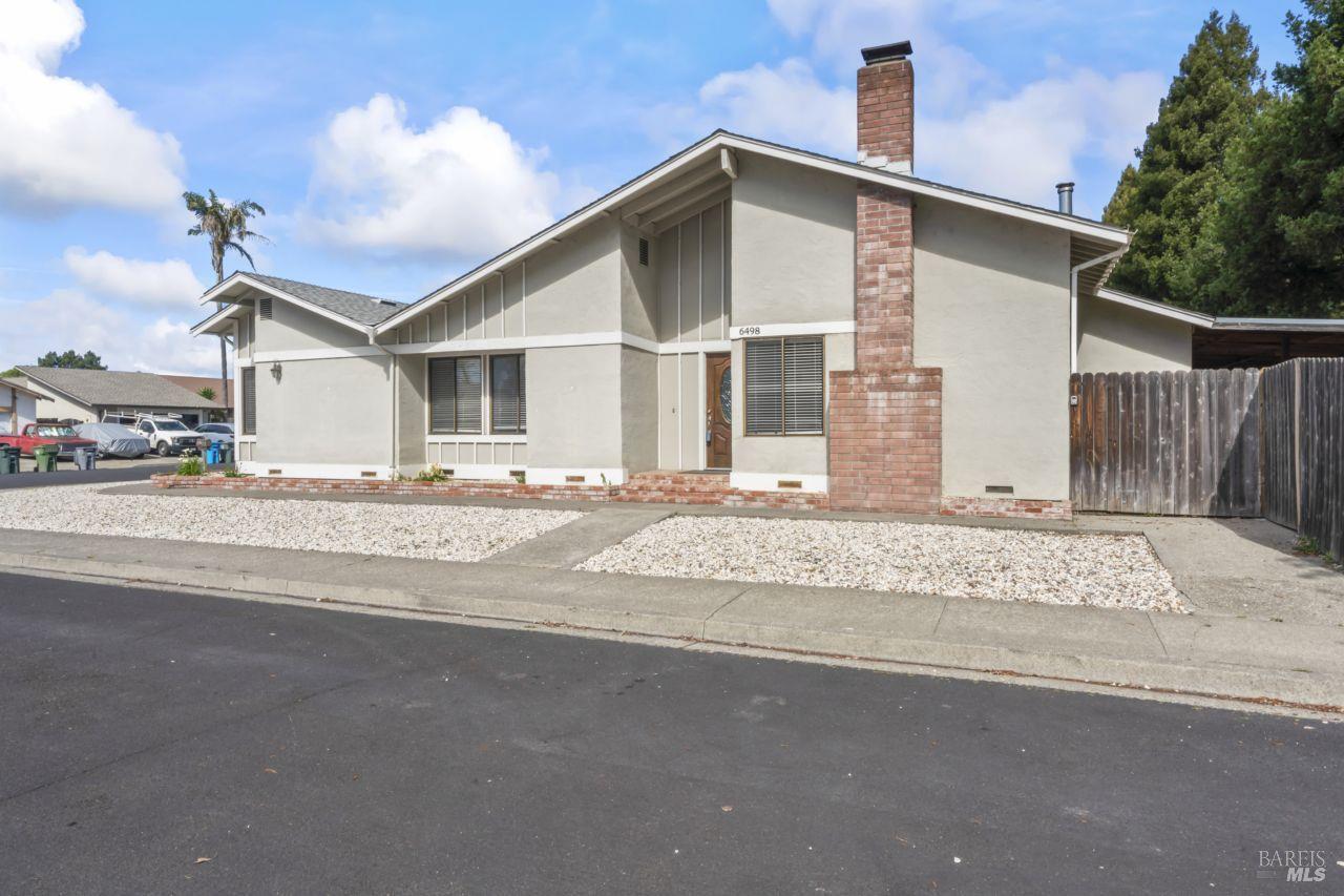 Detail Gallery Image 6 of 38 For 6498 Jacaranda St, Rohnert Park,  CA 94928 - 4 Beds | 2 Baths