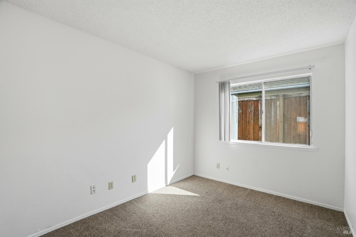 Detail Gallery Image 23 of 39 For 2441 San Pablo Ct, Santa Rosa,  CA 95401 - 4 Beds | 0/3 Baths