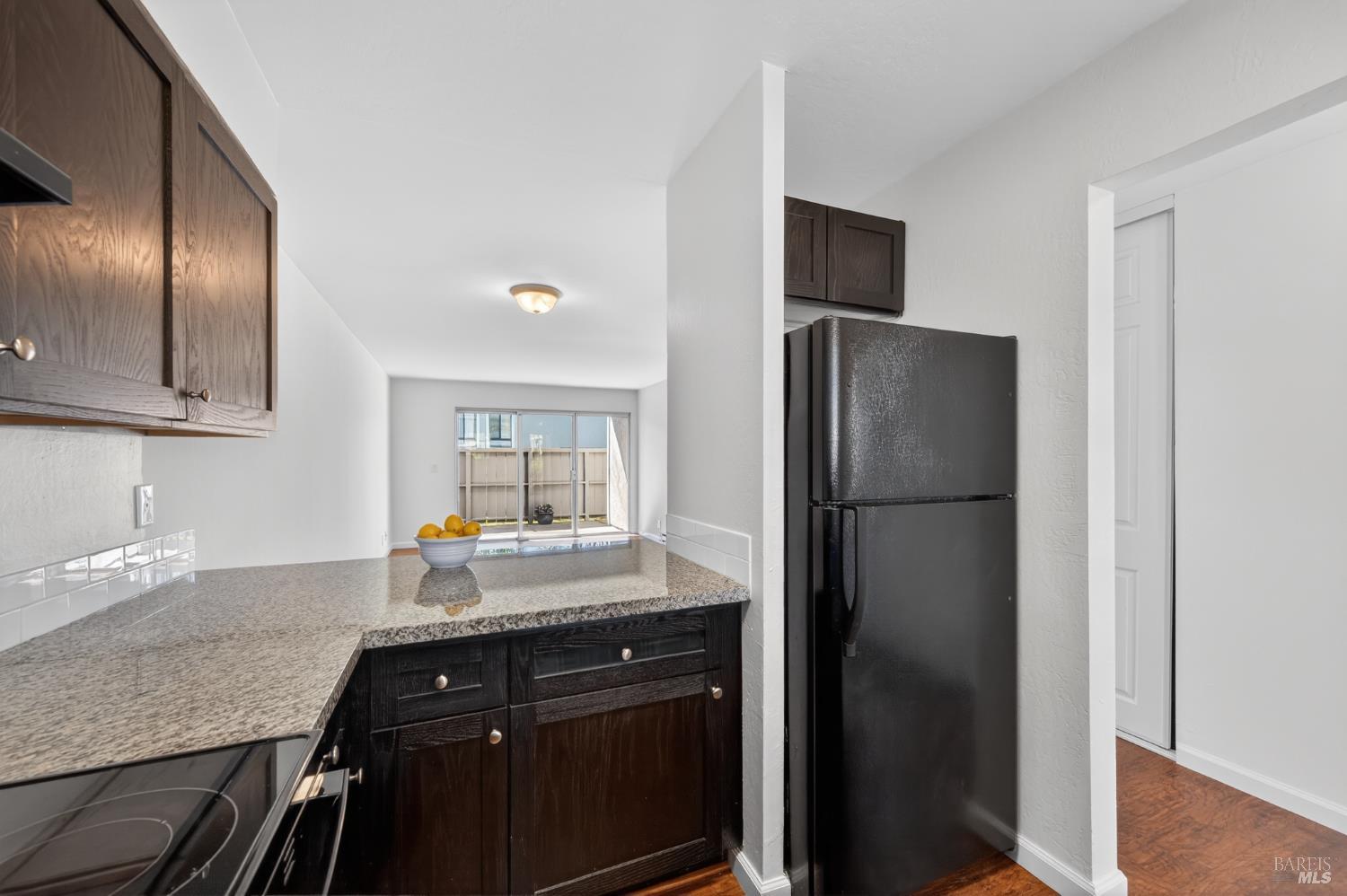 Detail Gallery Image 12 of 31 For 900 Southampton Rd #51,  Benicia,  CA 94510 - 2 Beds | 1 Baths