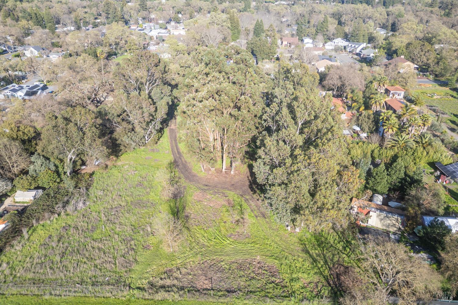 Detail Gallery Image 27 of 39 For 19360 Linden St, Sonoma,  CA 95476 - 3 Beds | 2 Baths