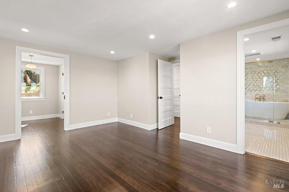 Detail Gallery Image 25 of 57 For 321 Alexander St, Crockett,  CA 94525 - 4 Beds | 3/1 Baths