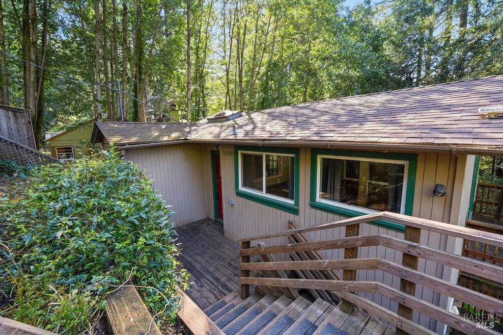 Detail Gallery Image 3 of 58 For 10987 Terrace Dr, Forestville,  CA 95436 - 2 Beds | 1 Baths