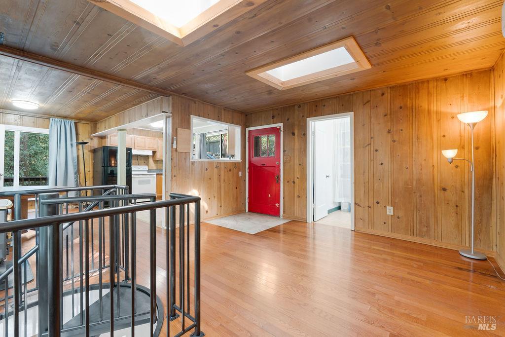 Detail Gallery Image 11 of 58 For 10987 Terrace Dr, Forestville,  CA 95436 - 2 Beds | 1 Baths