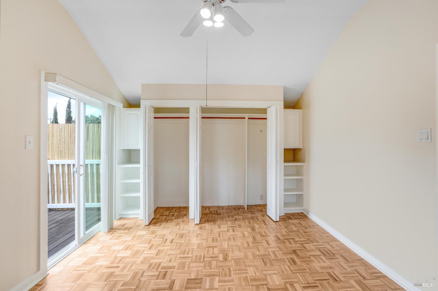 Detail Gallery Image 16 of 30 For 18070 Myrtle Ave, Sonoma,  CA 95476 - 2 Beds | 2 Baths