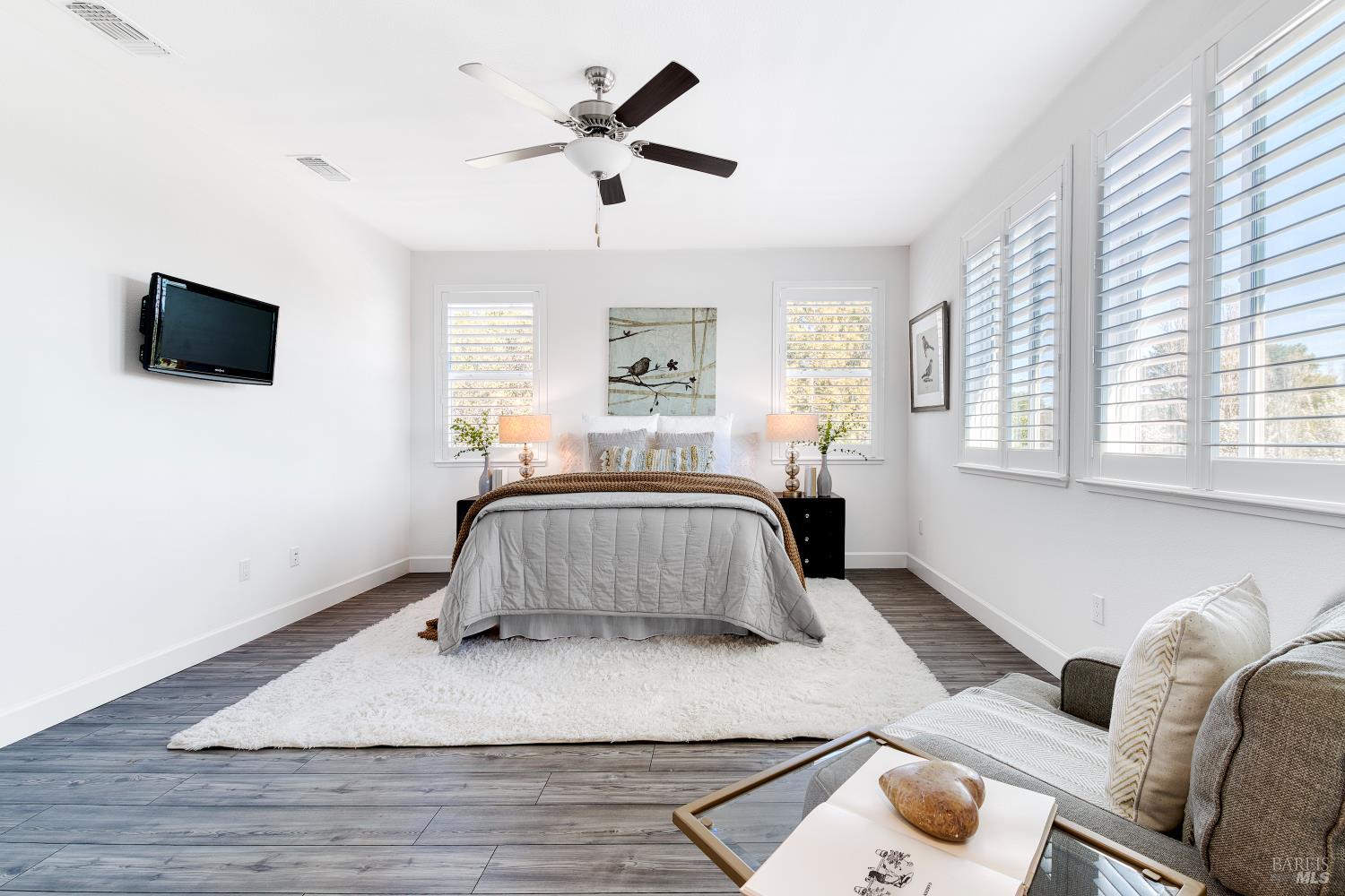 Detail Gallery Image 25 of 43 For 704 Granite Ln, Fairfield,  CA 94534 - 5 Beds | 3 Baths