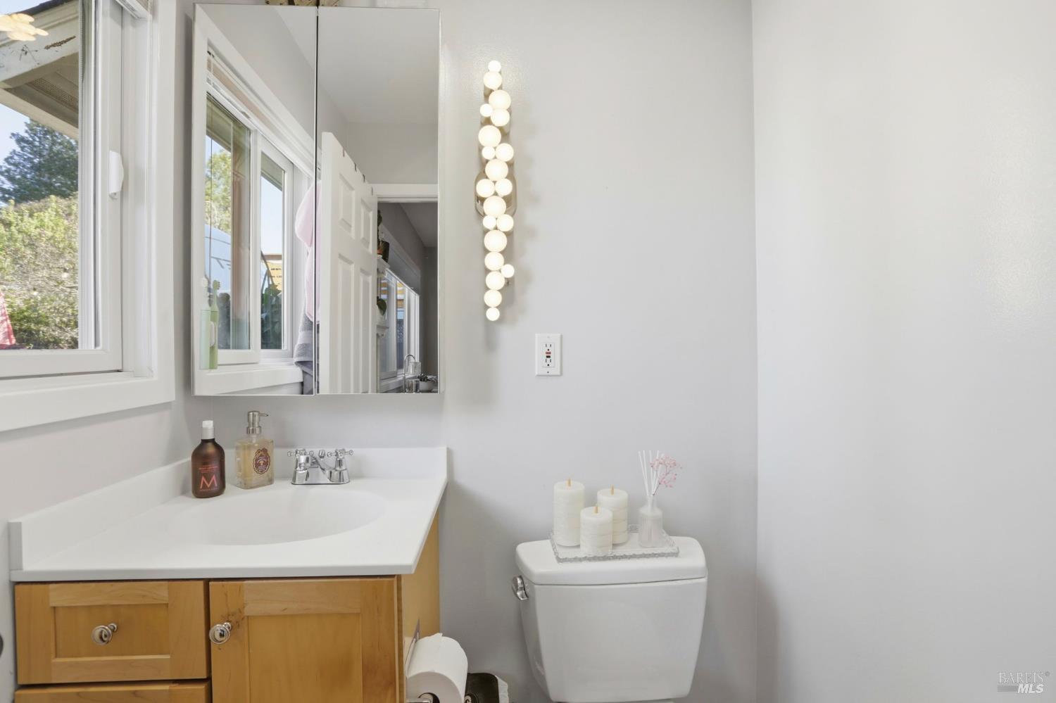 Detail Gallery Image 30 of 62 For 6 Gothic Dr, Novato,  CA 94947 - 4 Beds | 3/1 Baths