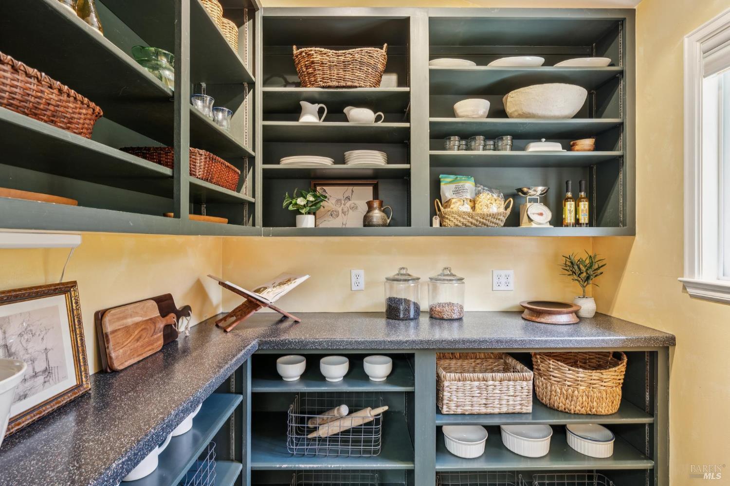 Detail Gallery Image 33 of 92 For 5855 Bodega Ave, Petaluma,  CA 94952 - 3 Beds | 2/1 Baths