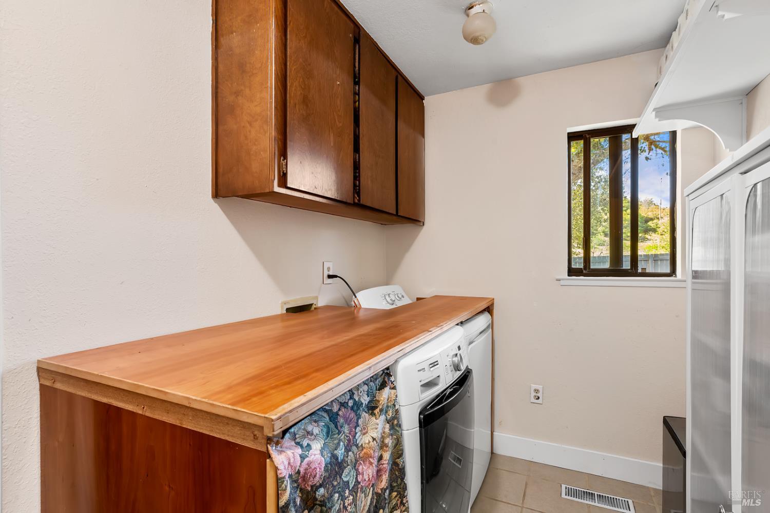 Detail Gallery Image 26 of 42 For 807 Deer Park Rd, Saint Helena,  CA 94574 - 3 Beds | 2 Baths