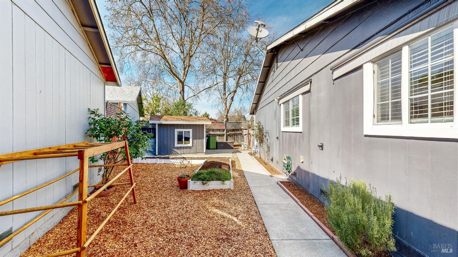 Detail Gallery Image 48 of 93 For 2400 Copperfield Dr, Santa Rosa,  CA 95401 - 3 Beds | 2 Baths