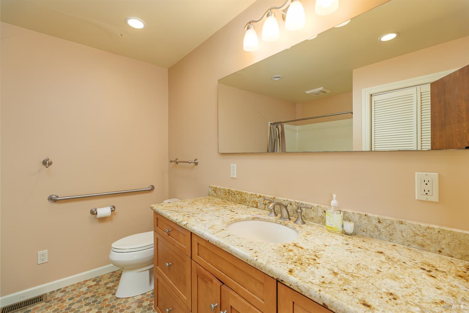 Detail Gallery Image 23 of 39 For 19360 Linden St, Sonoma,  CA 95476 - 3 Beds | 2 Baths