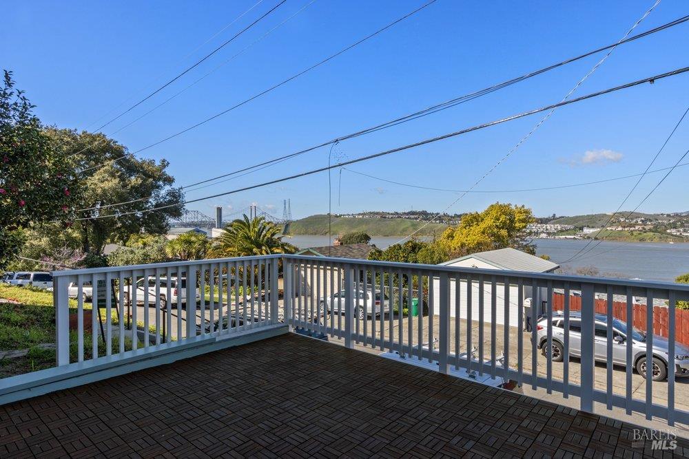 Detail Gallery Image 54 of 57 For 321 Alexander St, Crockett,  CA 94525 - 4 Beds | 3/1 Baths