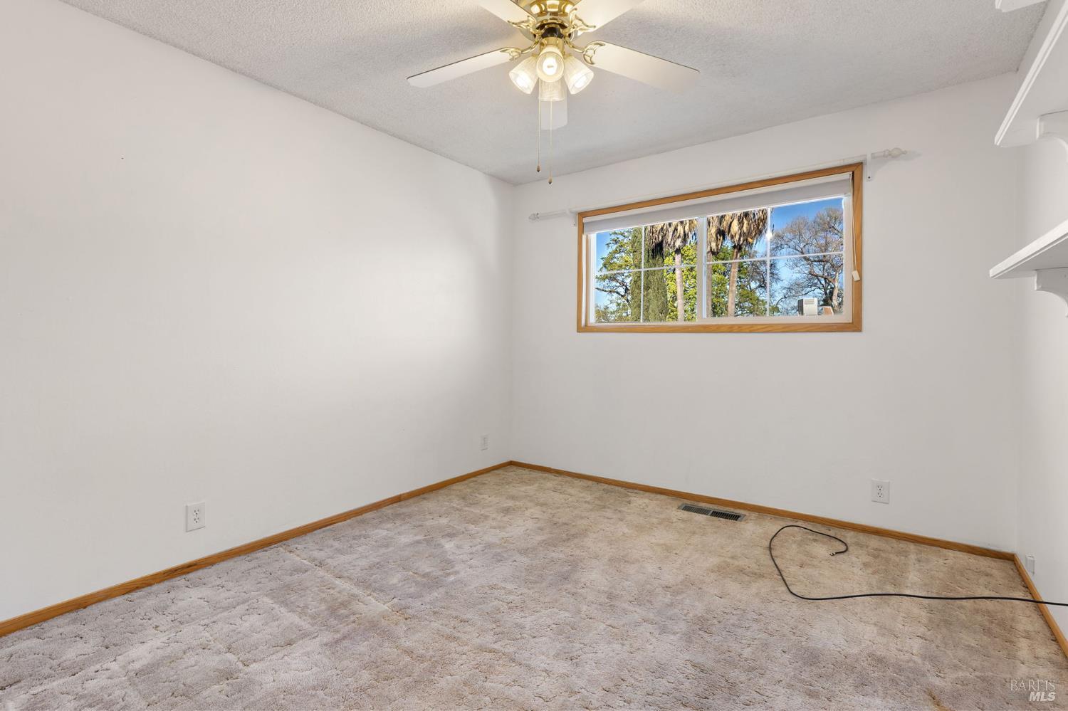 Detail Gallery Image 23 of 40 For 692 Linwood St, Vacaville,  CA 95688 - 3 Beds | 2/1 Baths