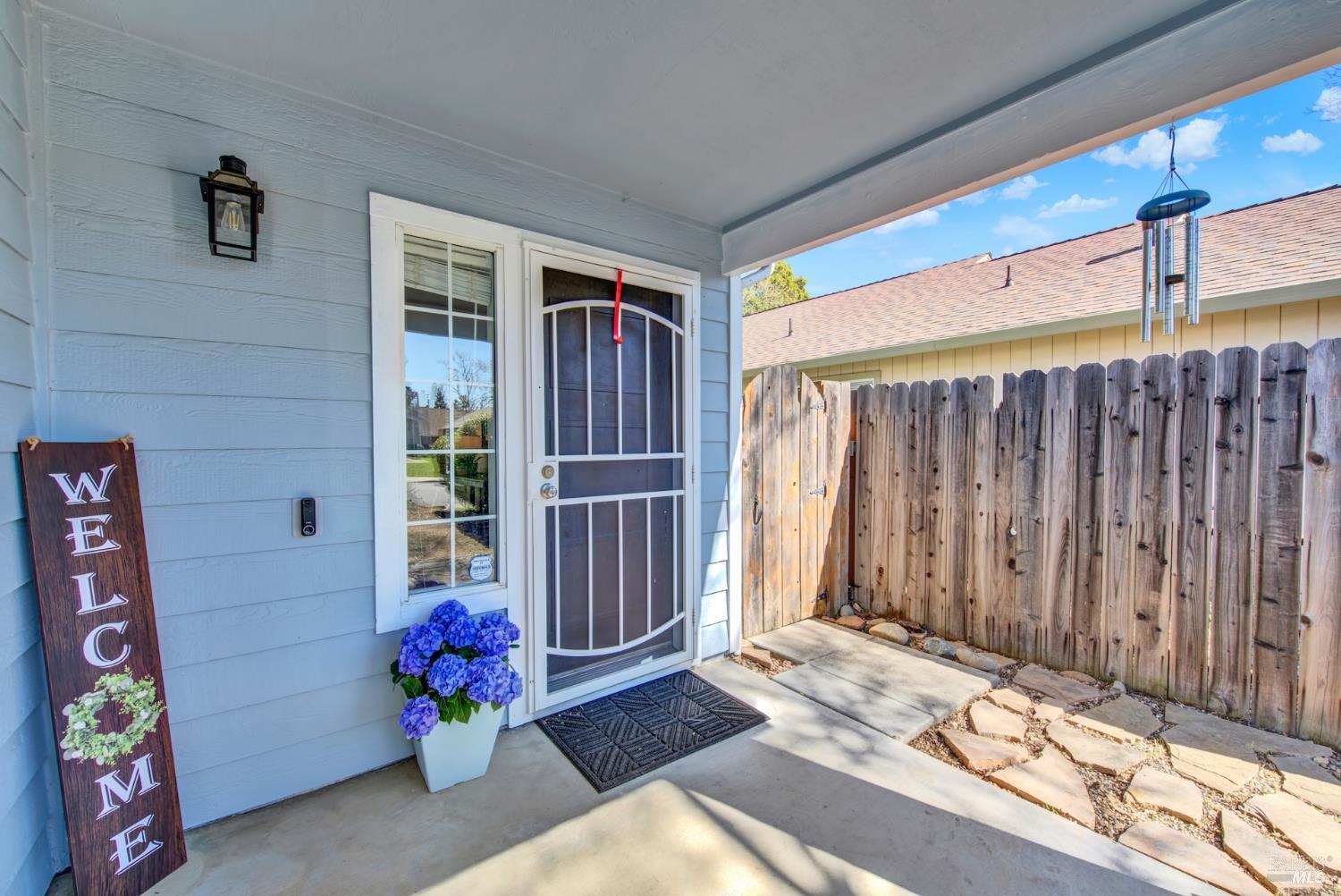 Detail Gallery Image 17 of 94 For 631 Colemanite Cir, Vacaville,  CA 95687 - 3 Beds | 2/1 Baths