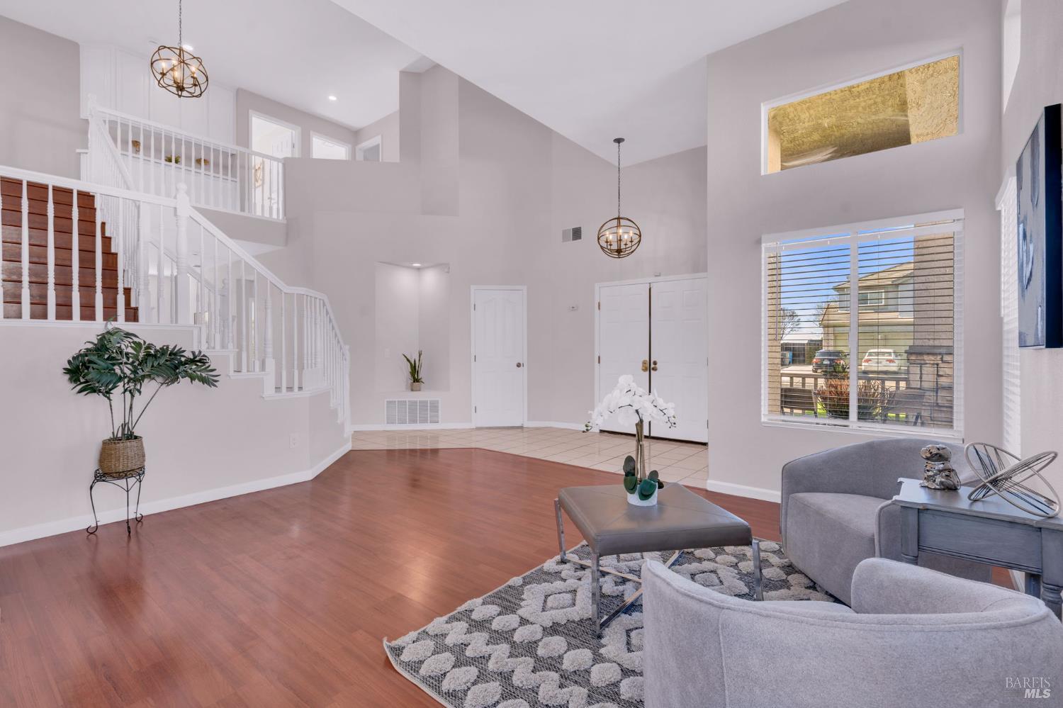 Detail Gallery Image 10 of 61 For 1014 Sandhurst Dr, Vallejo,  CA 94591 - 4 Beds | 3 Baths