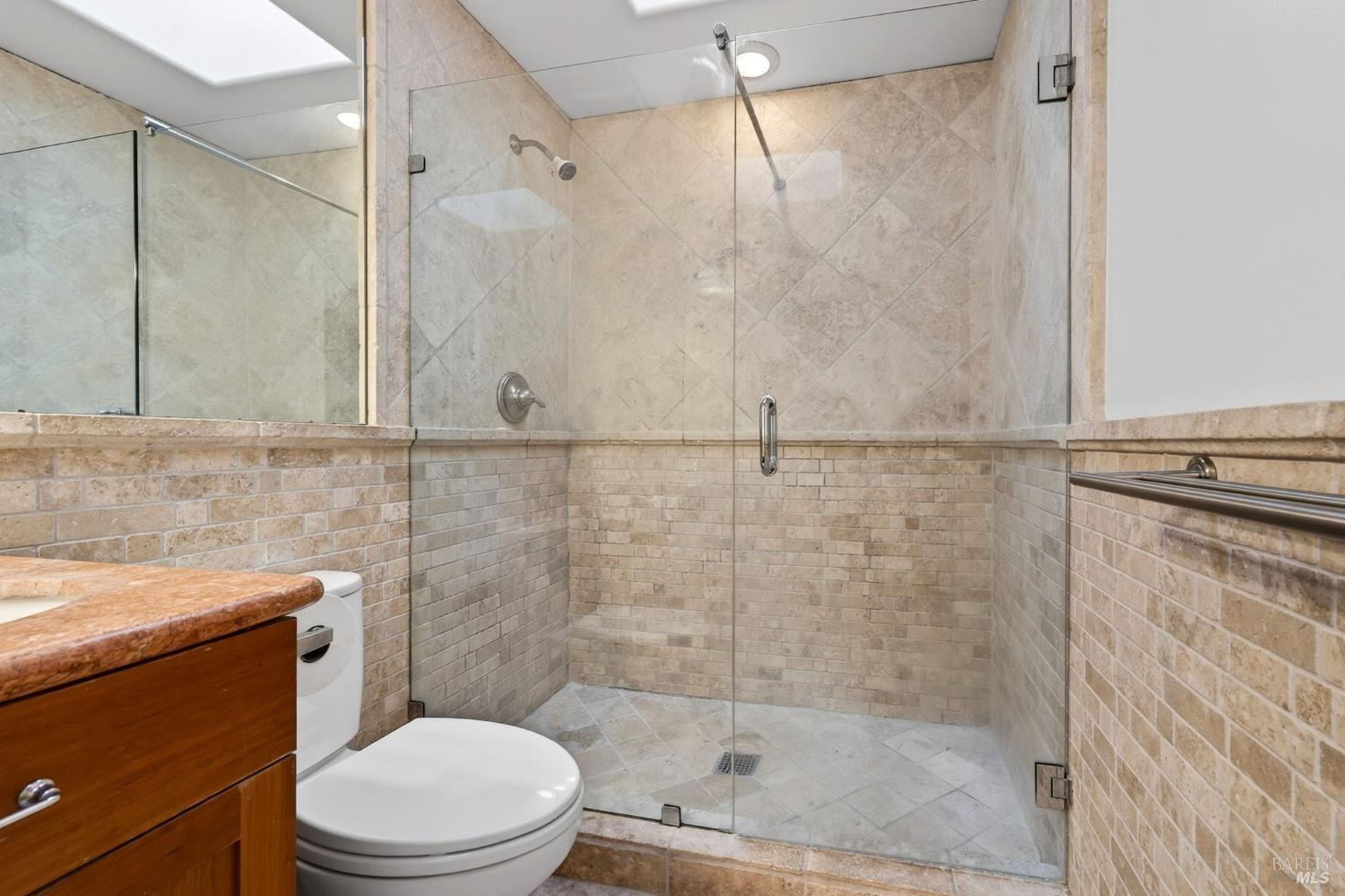 Detail Gallery Image 7 of 27 For 105 Hooker Ave, Sonoma,  CA 95476 - 4 Beds | 2 Baths