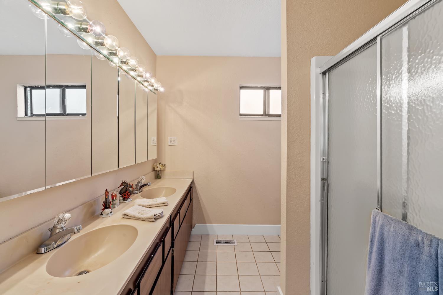 Detail Gallery Image 22 of 42 For 807 Deer Park Rd, Saint Helena,  CA 94574 - 3 Beds | 2 Baths