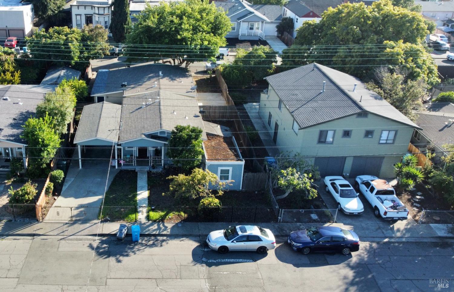 Detail Gallery Image 31 of 34 For 1930 L Ellenburg St, Vallejo,  CA 94590 - 5 Beds | 2 Baths