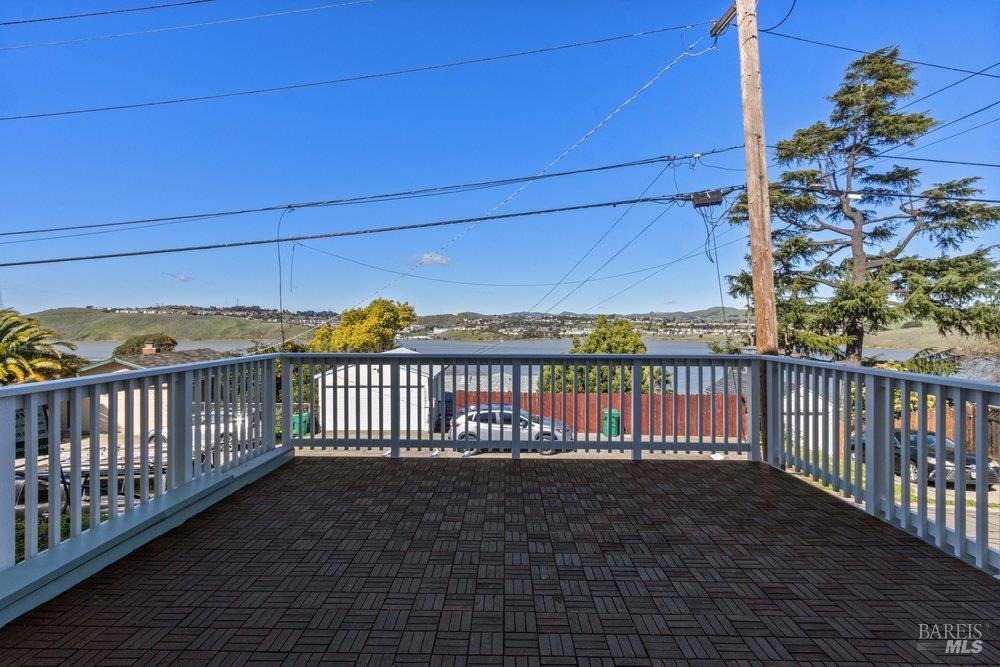 Detail Gallery Image 52 of 57 For 321 Alexander St, Crockett,  CA 94525 - 4 Beds | 3/1 Baths