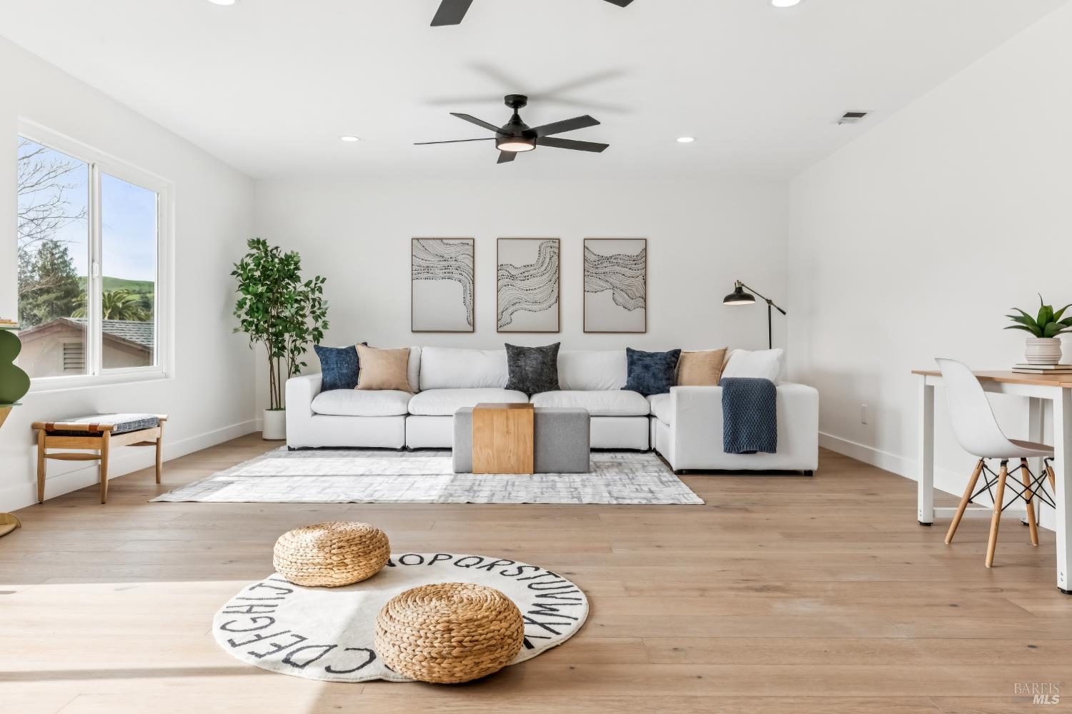 Detail Gallery Image 45 of 49 For 113 Greenridge Ct, Petaluma,  CA 94952 - 5 Beds | 3/1 Baths