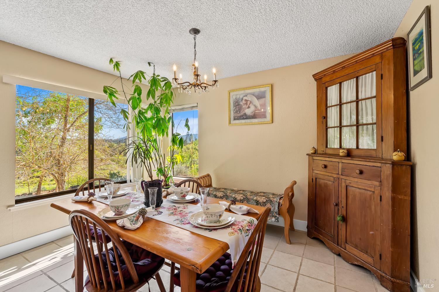 Detail Gallery Image 13 of 42 For 807 Deer Park Rd, Saint Helena,  CA 94574 - 3 Beds | 2 Baths