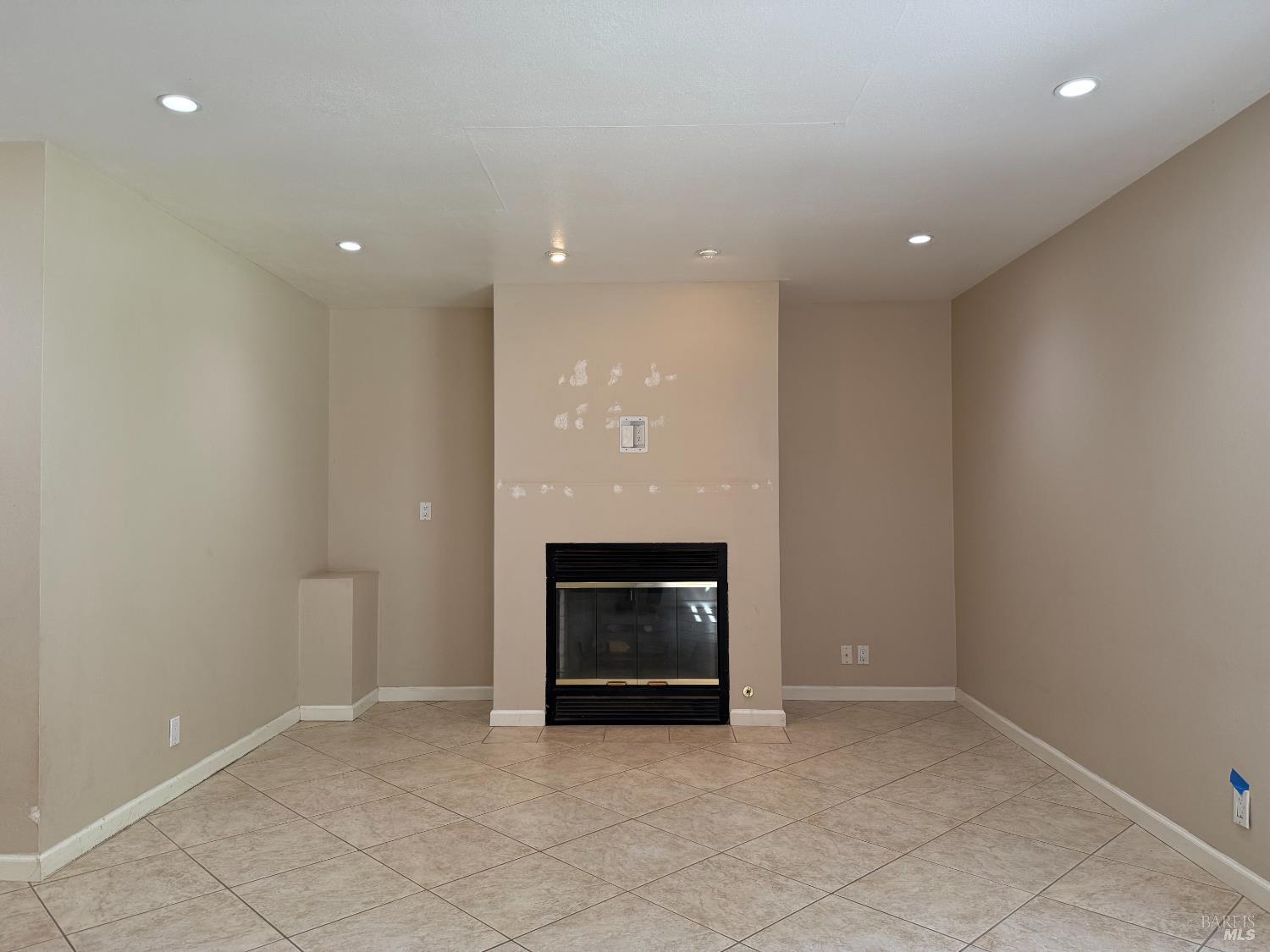 Detail Gallery Image 17 of 31 For 497 Americano Way, Fairfield,  CA 94533 - 4 Beds | 2/1 Baths