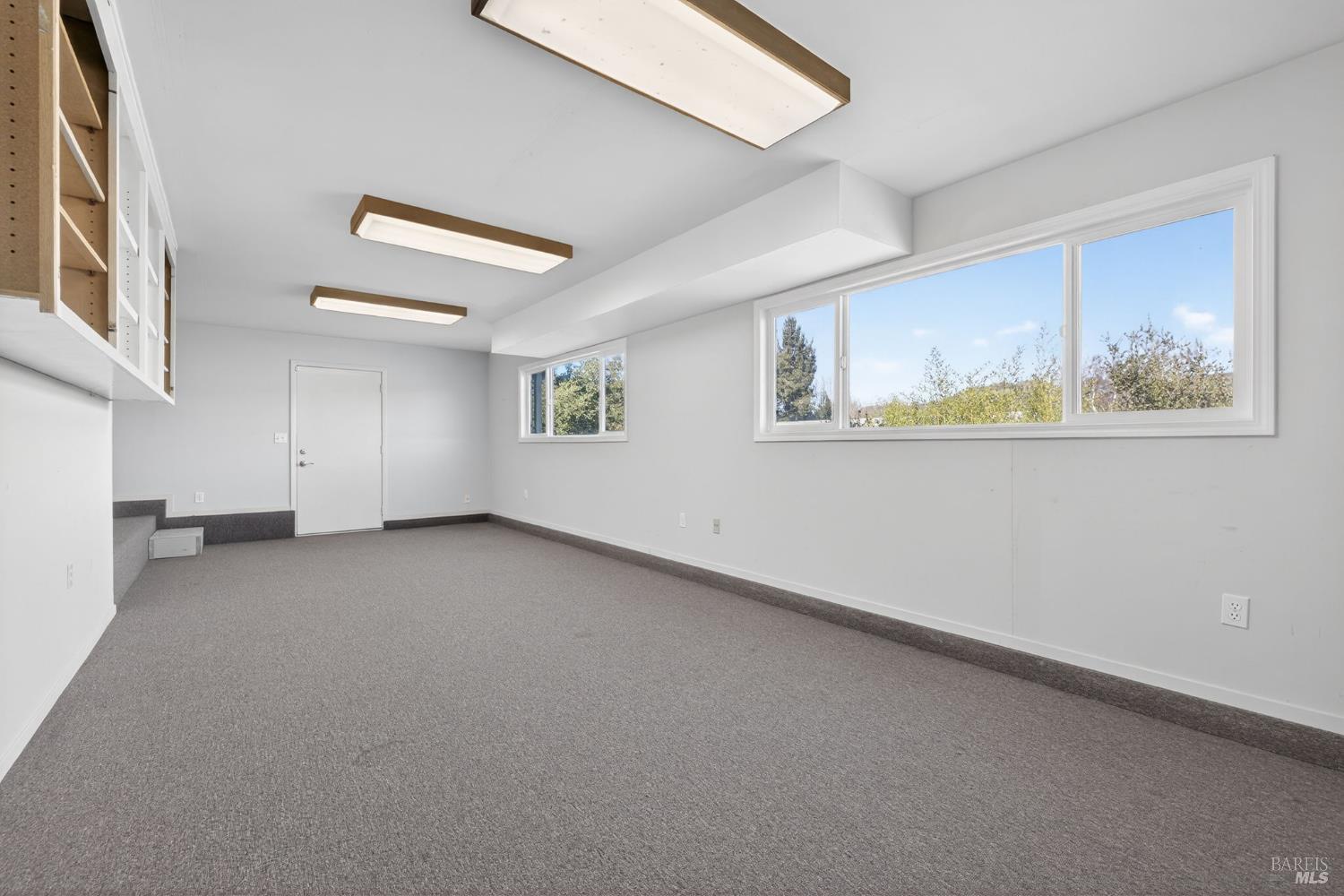 Detail Gallery Image 43 of 61 For 405 Crestridge Pl, Santa Rosa,  CA 95409 - 3 Beds | 2/1 Baths