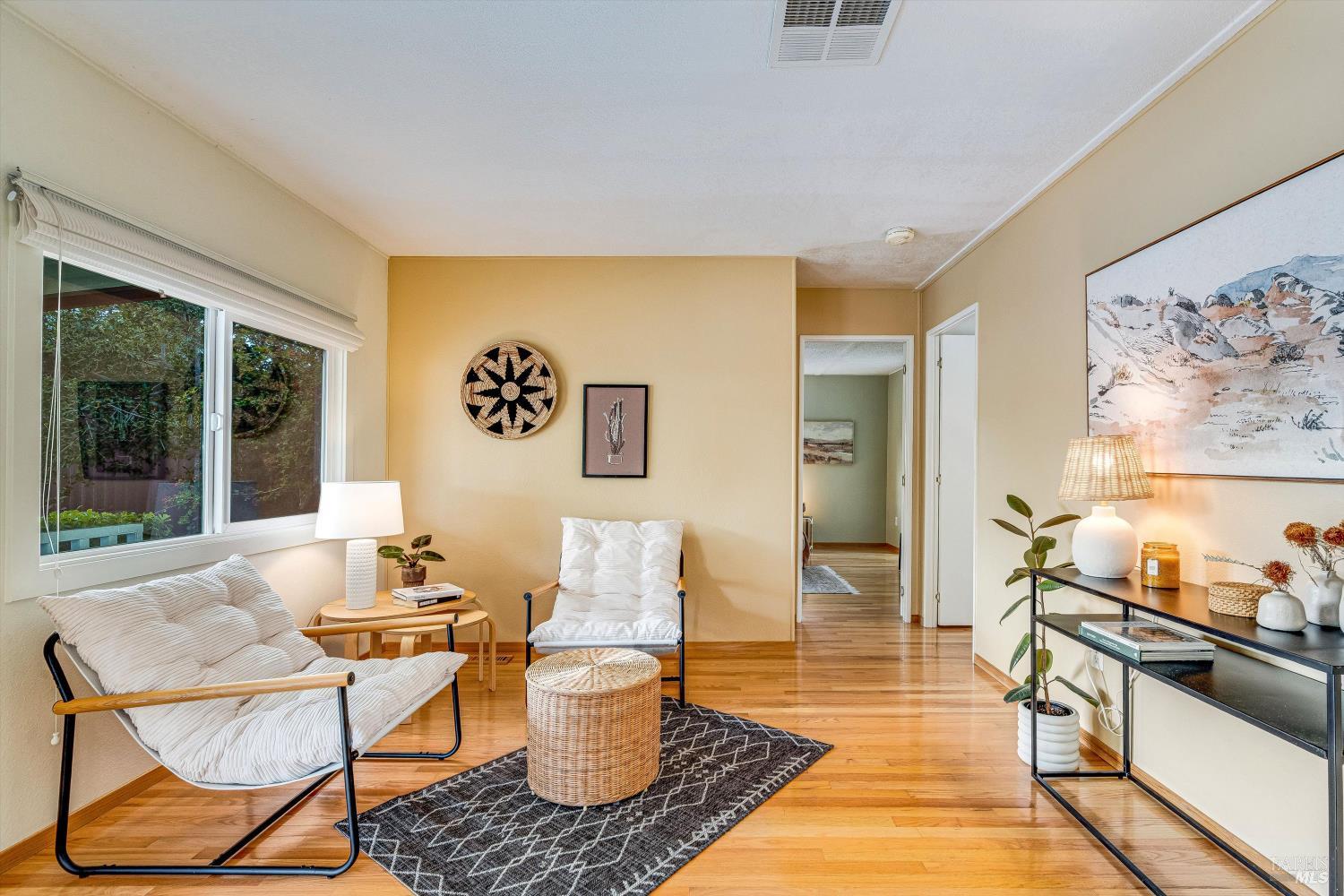 Detail Gallery Image 6 of 44 For 166 Seven Flags Cir, Sonoma,  CA 95476 - 2 Beds | 2 Baths