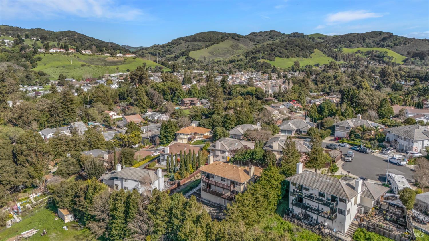 Detail Gallery Image 50 of 57 For 641 Lois Ln, El Sobrante,  CA 94803 - 4 Beds | 2/1 Baths