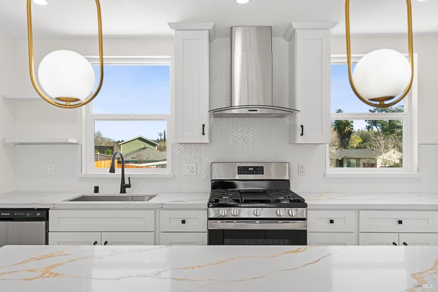 Detail Gallery Image 10 of 36 For 8 Corte Dorado Ct, Benicia,  CA 94510 - 2 Beds | 1 Baths