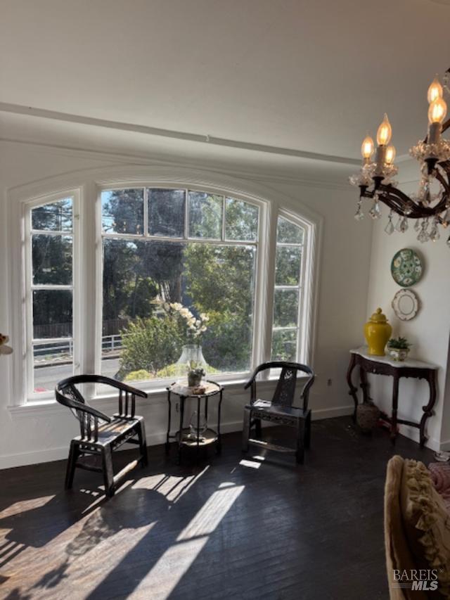 Detail Gallery Image 5 of 8 For 180 Farragut Ave, Vallejo,  CA 94590 - 2 Beds | 1 Baths