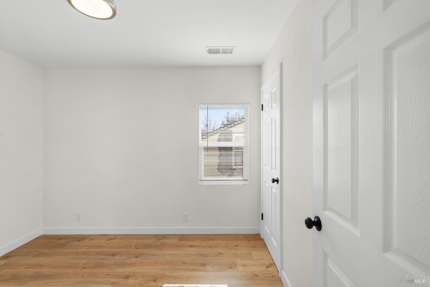 Detail Gallery Image 19 of 36 For 8 Corte Dorado Ct, Benicia,  CA 94510 - 2 Beds | 1 Baths