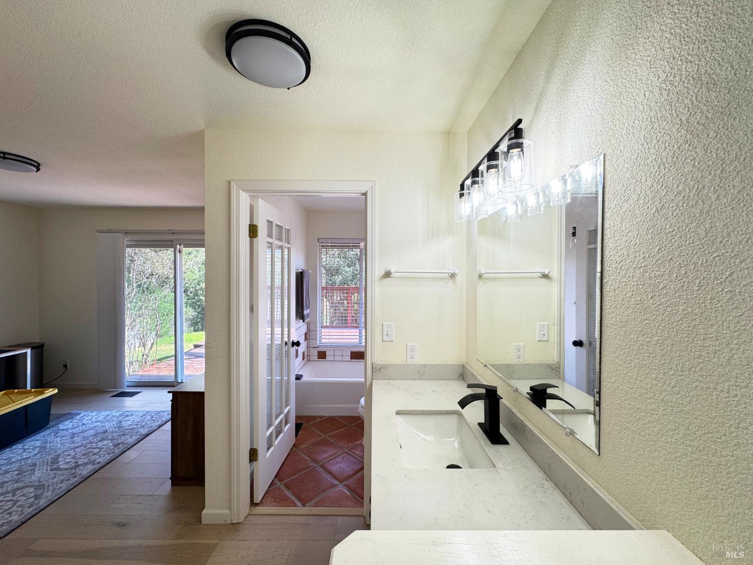 Detail Gallery Image 17 of 70 For 14605 Tomki Rd, Redwood Valley,  CA 95470 - 3 Beds | 2 Baths