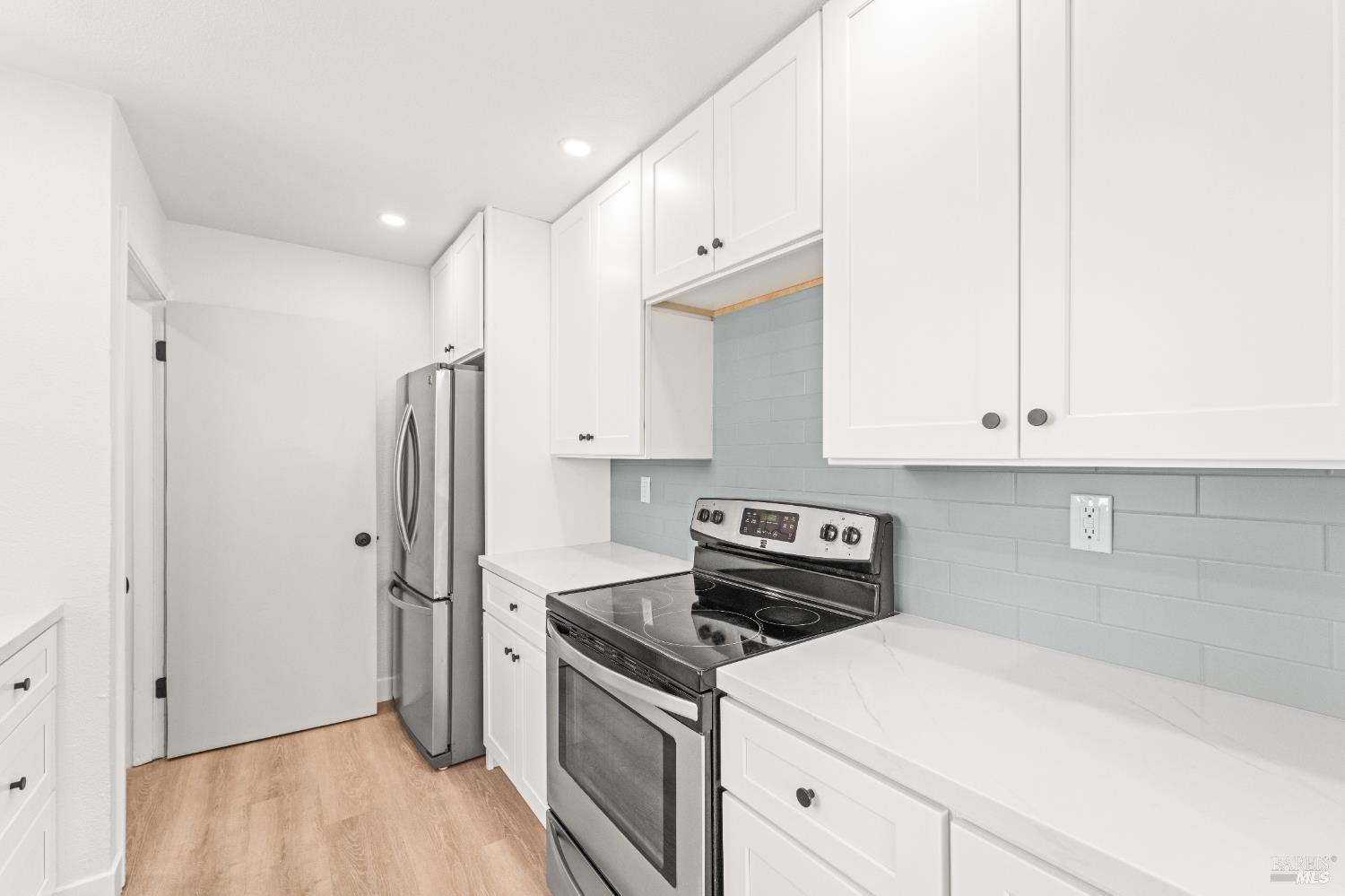 Detail Gallery Image 14 of 42 For 208 Del Mar Ave, Vallejo,  CA 94589 - 3 Beds | 2 Baths