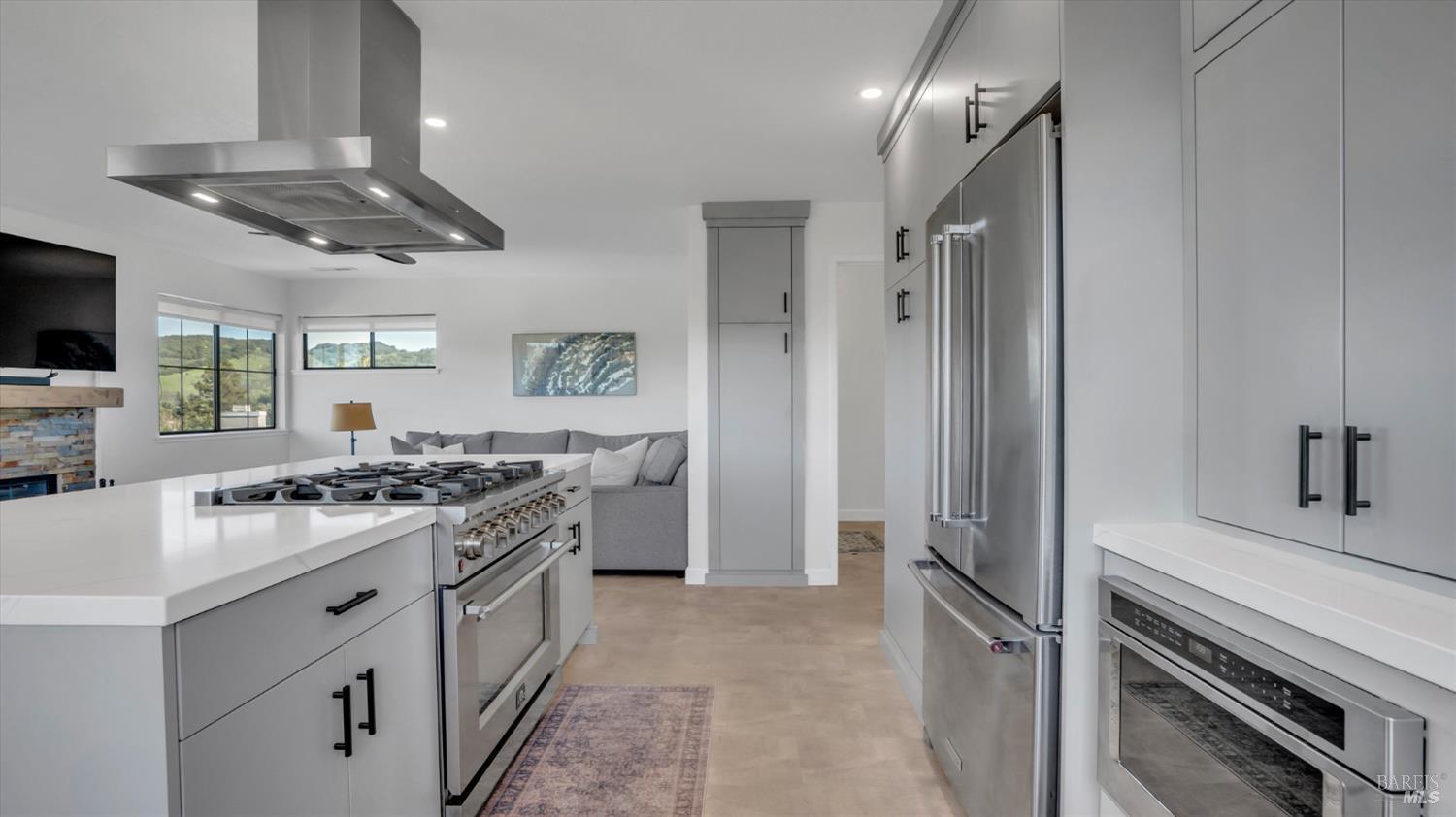 Detail Gallery Image 22 of 57 For 641 Lois Ln, El Sobrante,  CA 94803 - 4 Beds | 2/1 Baths