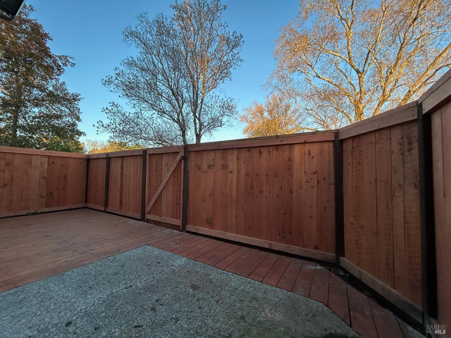 Detail Gallery Image 23 of 28 For 307 Occidental Cir, Santa Rosa,  CA 95401 - 3 Beds | 2/1 Baths