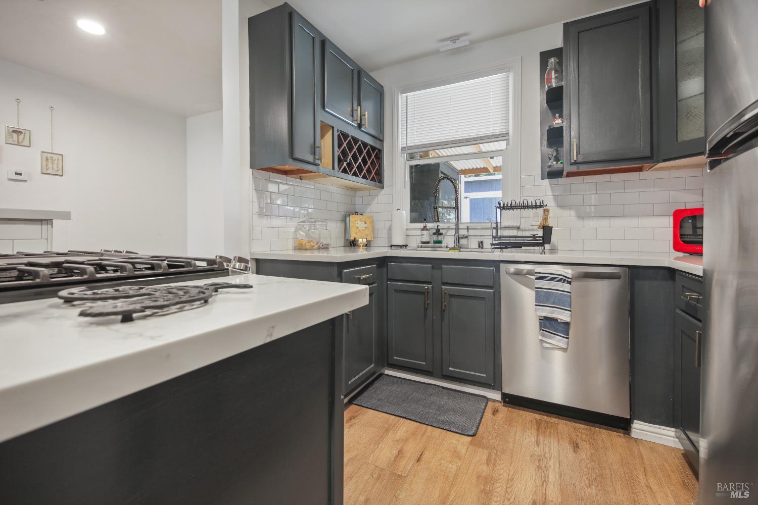 Detail Gallery Image 5 of 13 For 2751 Georgia St, Vallejo,  CA 94591 - 2 Beds | 1 Baths