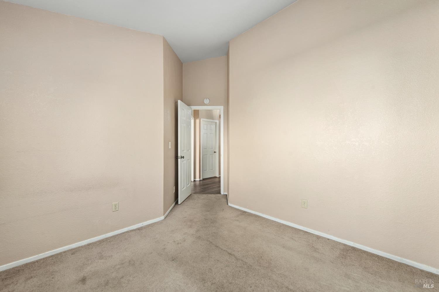 Detail Gallery Image 23 of 32 For 944 Bauman Ct, Suisun City,  CA 94585 - 3 Beds | 2 Baths