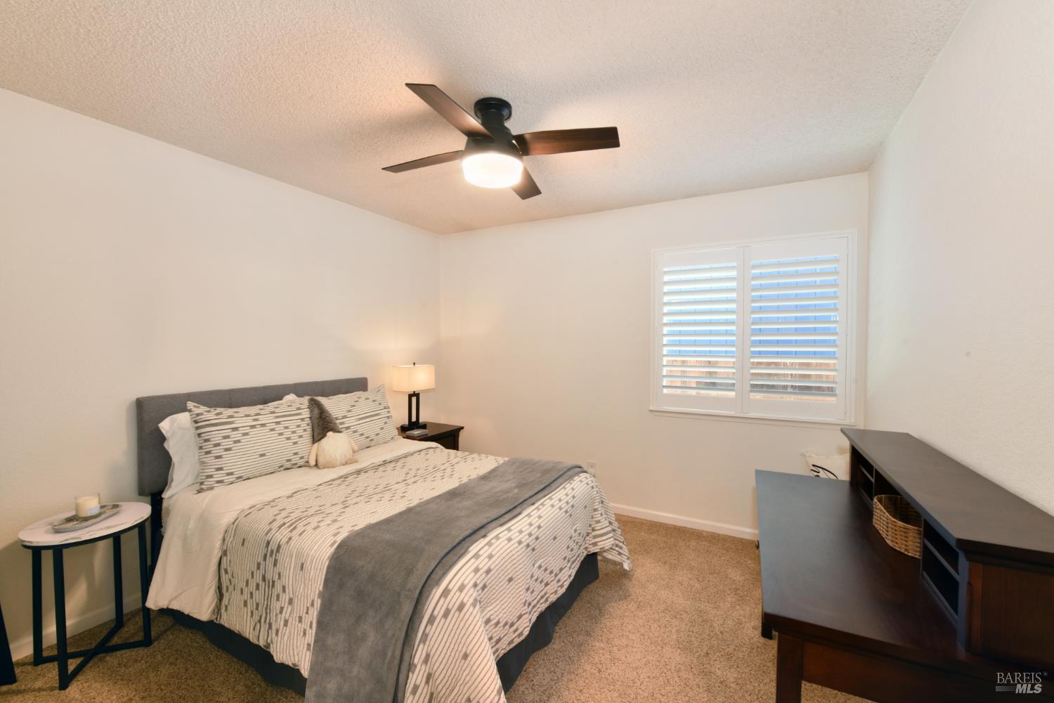 Detail Gallery Image 15 of 28 For 1388 Miramonte Pl, Rohnert Park,  CA 94928 - 3 Beds | 2 Baths