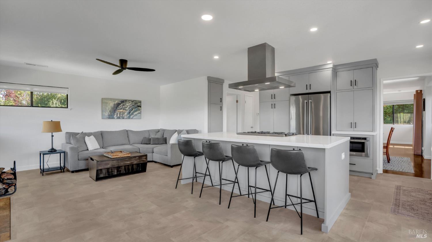 Detail Gallery Image 26 of 57 For 641 Lois Ln, El Sobrante,  CA 94803 - 4 Beds | 2/1 Baths