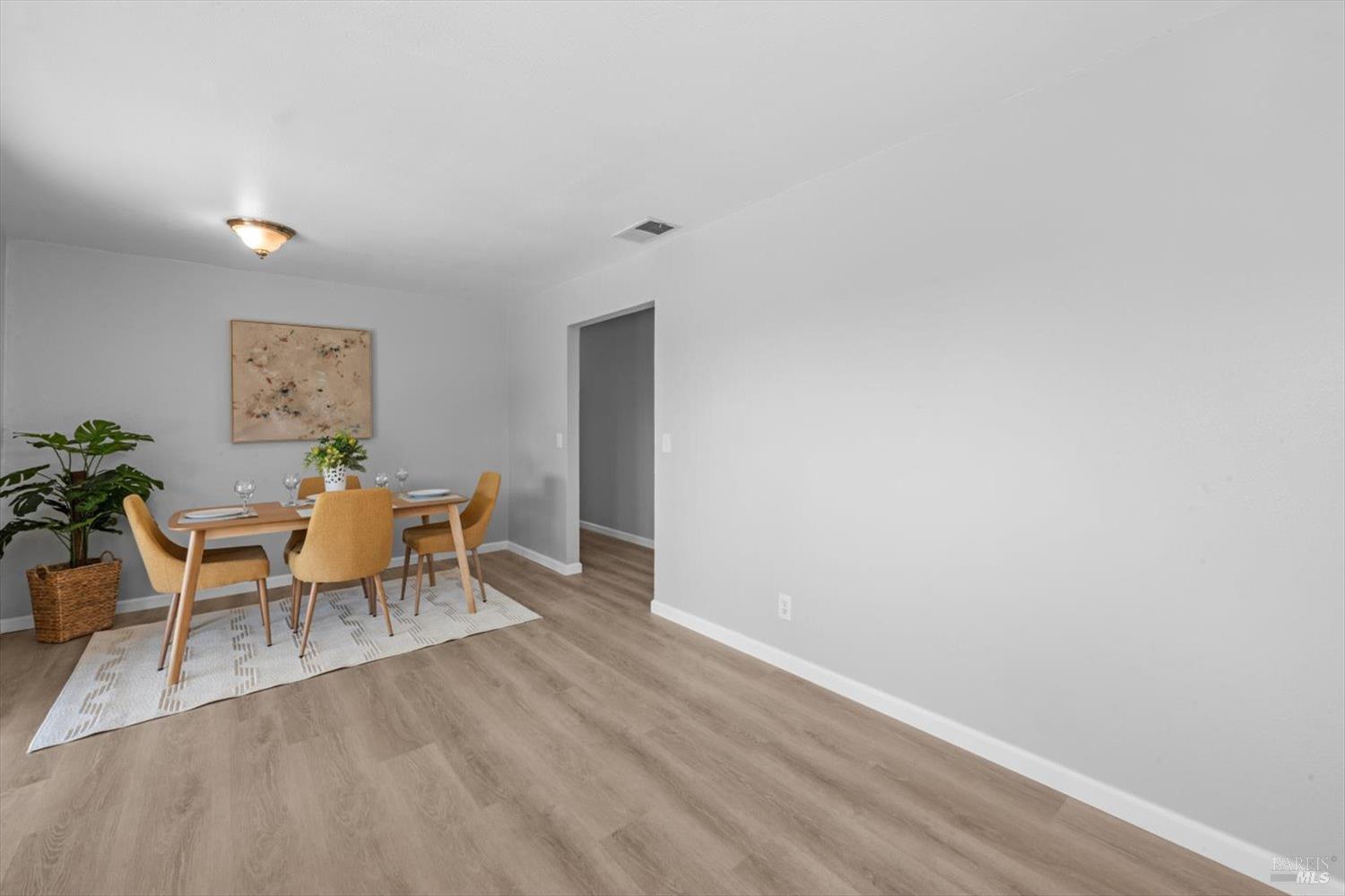 Detail Gallery Image 23 of 59 For 154 Brockton Ct, Vacaville,  CA 95687 - 3 Beds | 1 Baths