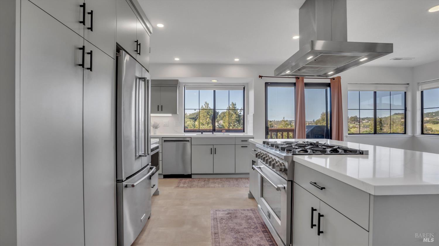 Detail Gallery Image 23 of 57 For 641 Lois Ln, El Sobrante,  CA 94803 - 4 Beds | 2/1 Baths