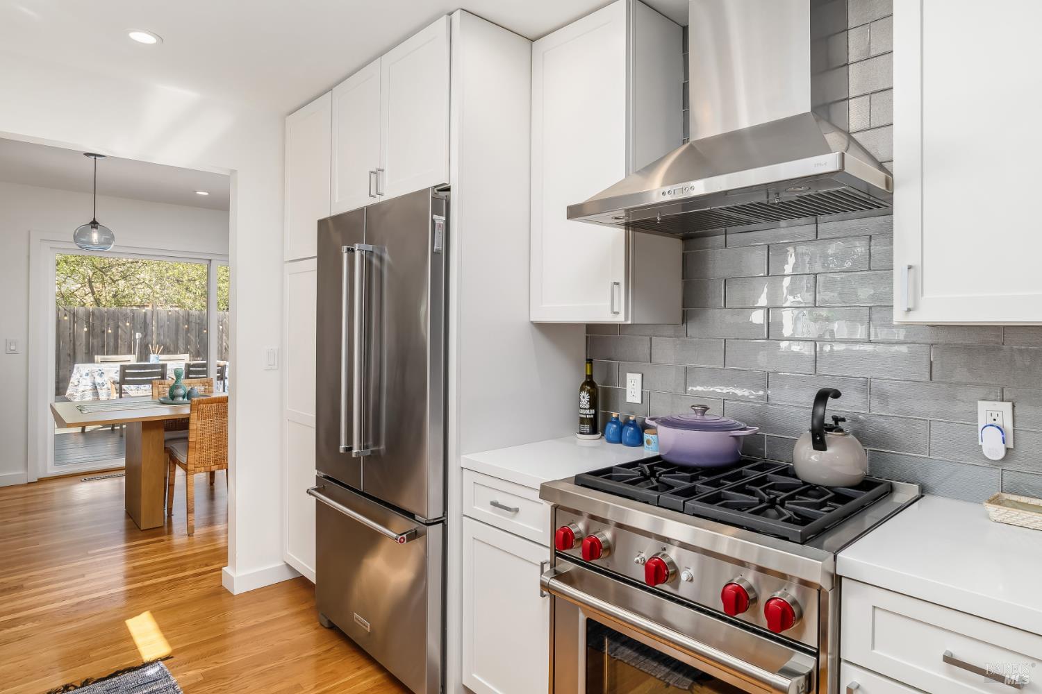 Detail Gallery Image 8 of 20 For 281 San Carlos Way, Novato,  CA 94945 - 3 Beds | 2 Baths